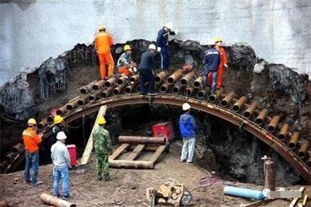 南平隧道钢花管支护案例